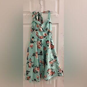 Hot Topic floral dress